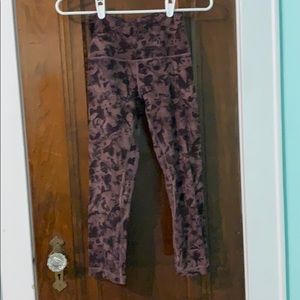 LULU LEMON ALIGN CROPS